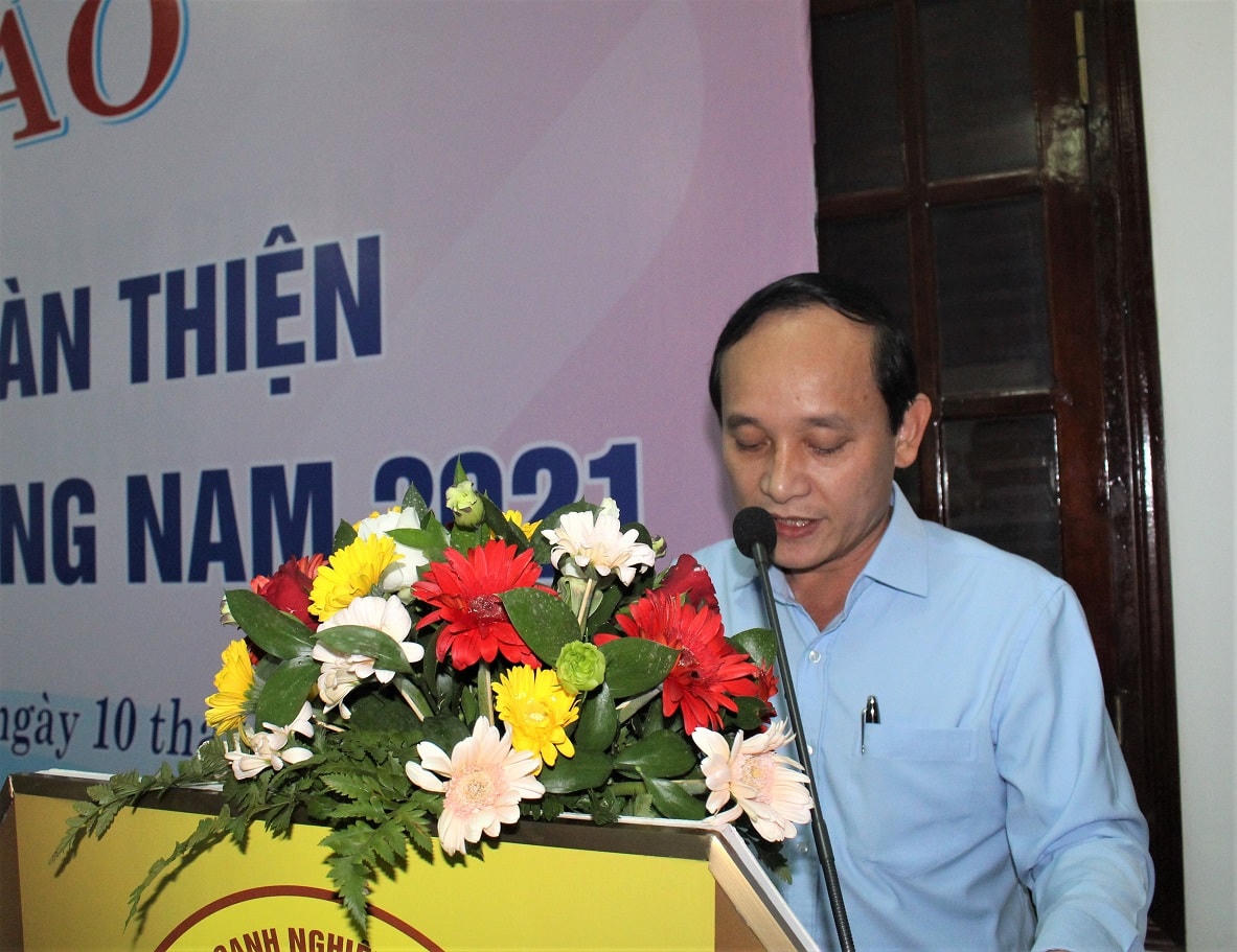 Ông Phạm Quốc Hùng, Phó Chủ tịch HHDN tỉnh Quảng Nam phát khai mạc.