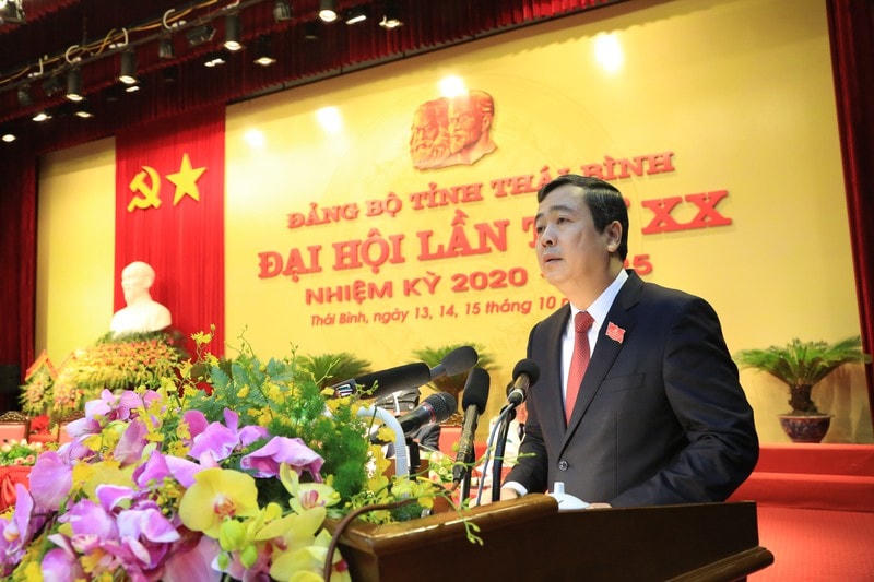 Bí thư Tỉnh ủy Thái Bình Ngô Đông Hải trình bày Báo cáo chính trị tại Đại hội.