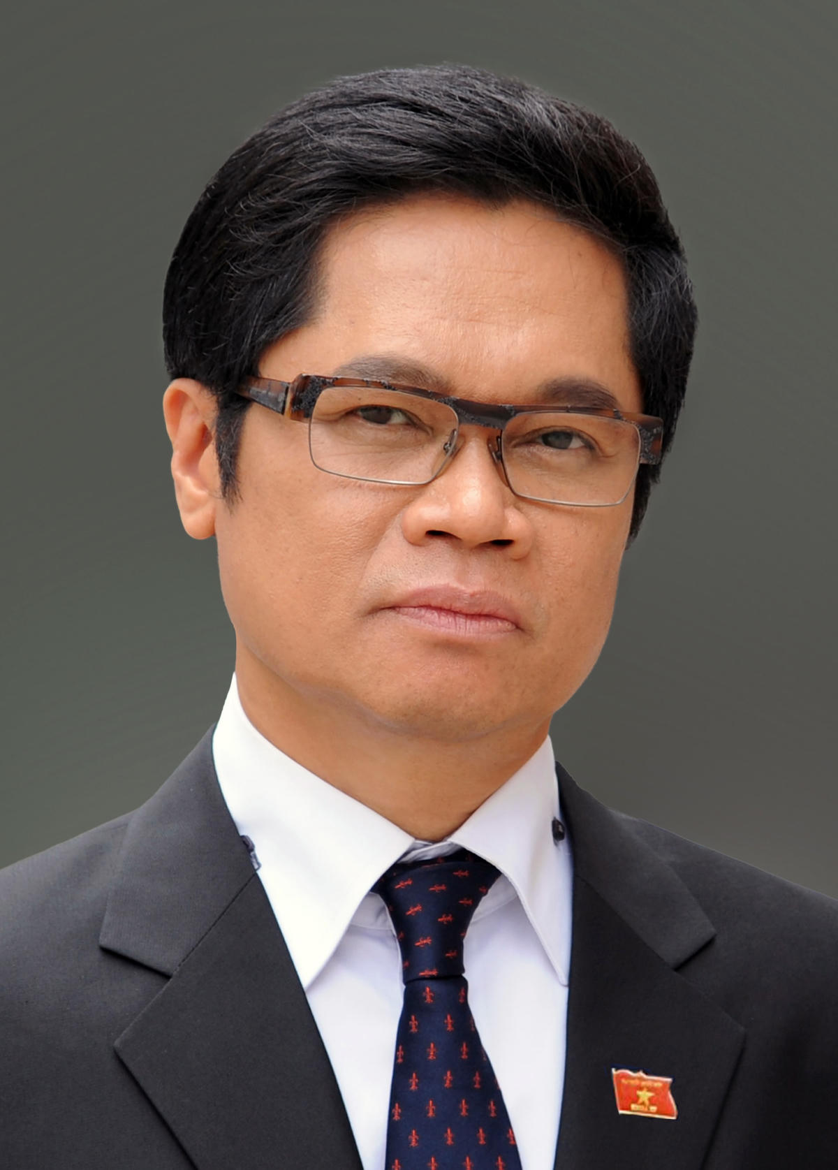 TS Vũ Tiến Lộc.