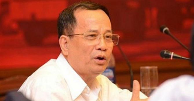 Giảm thuế môi trường để kìm giá xăng