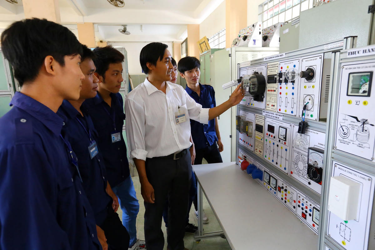 Sinh viên Trường Cao đẳng nghề Tiền Giang. Ảnh: Mạnh Dũng.