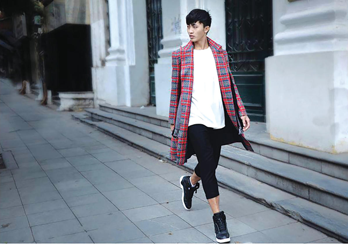 Sùng A Lùng trên đường phố TP HCM.