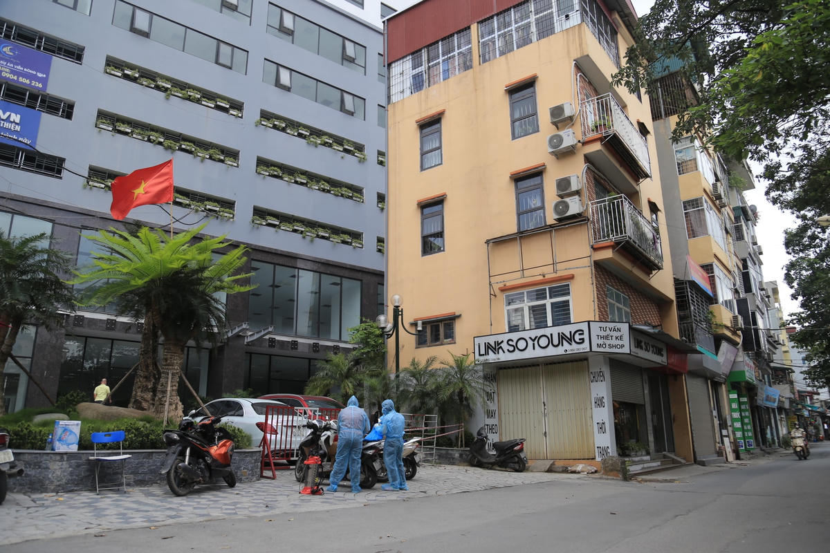 Chung cư Viễn Đông Star là nơi cư trú của nhân viên quán Sunny Club, được Bộ Y tế công bố mắc Covid-19 chiều 2/5 .