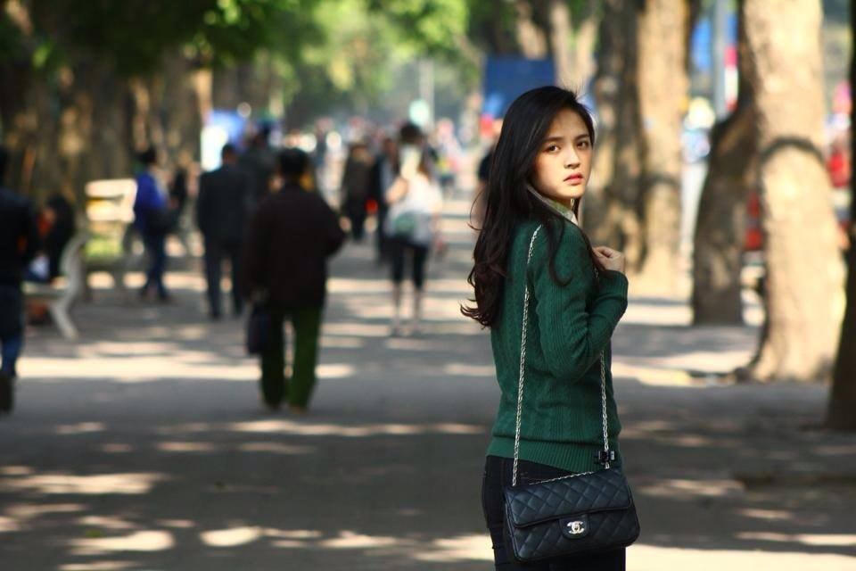 Nguyễn Thu Quỳnh sinh ngày 30/9/1988, nữ diễn viên nói không với scandal luôn nỗ lực khẳng định năng lực diễn xuất với các vai diễn truyền hình.  