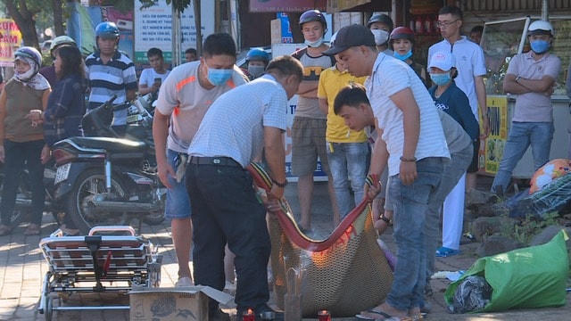 Hiện trường phát hiện người đàn ông tử vong.
