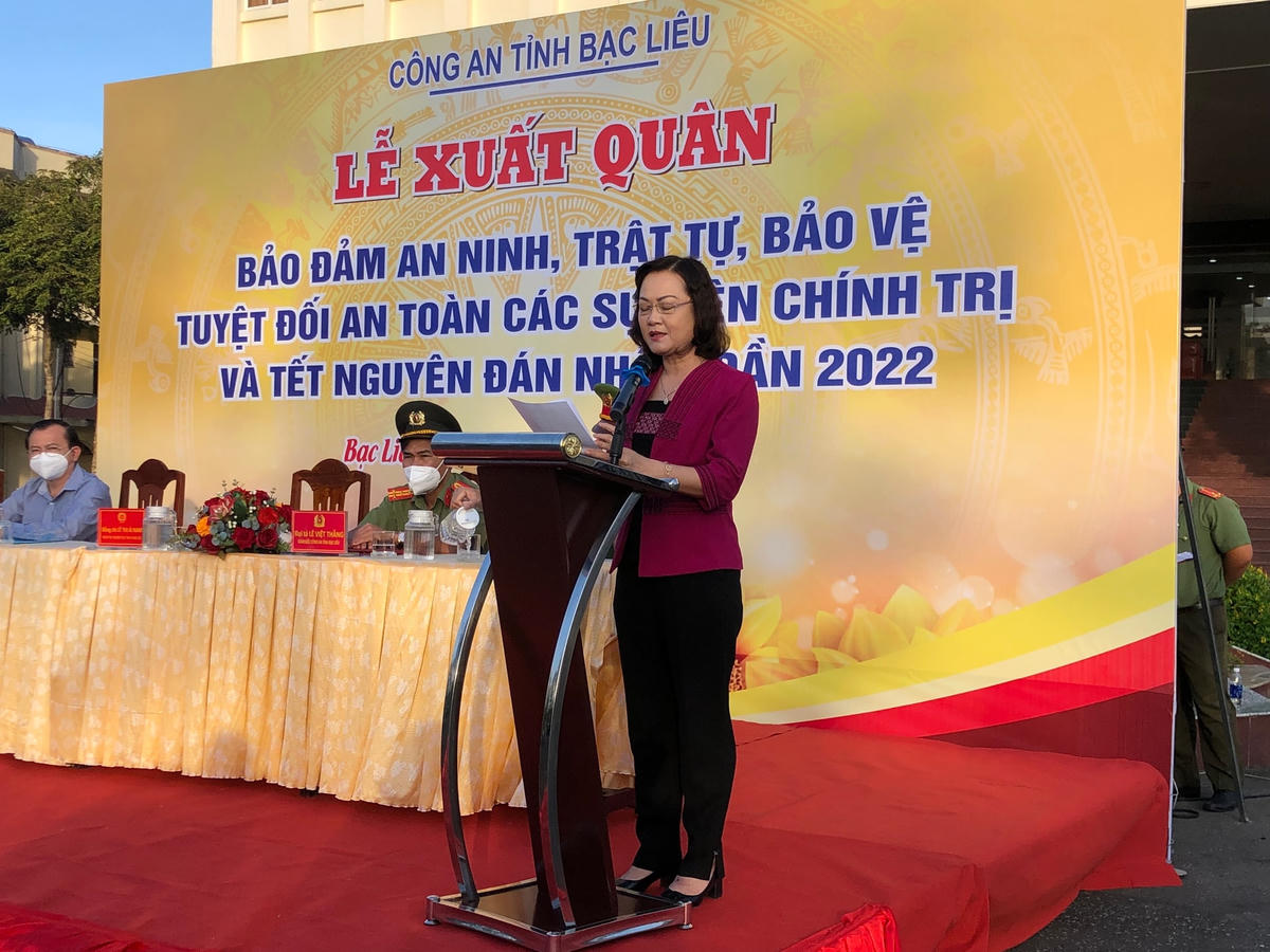 Phó Bí thư thường trực Tỉnh ủy Bạc Liêu Lê Thị Ái Nam phát biểu tại Lê ra quân.
