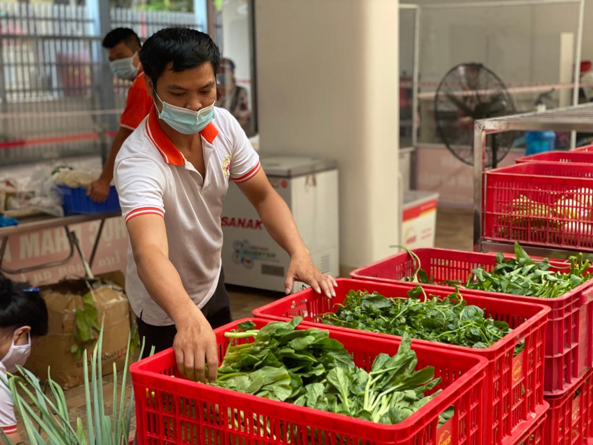 Các mặt hàng được cung cấp tại điểm bán hàng lưu động có nguồn gốc rõ ràng, bảo đảm an toàn thực phẩm.