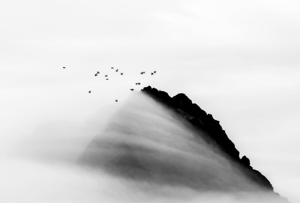 Hình ảnh mang lại cảm giác về quy mô tuyệt đối và kích thước tuyệt đẹp của cảnh quan Bắc Cực.