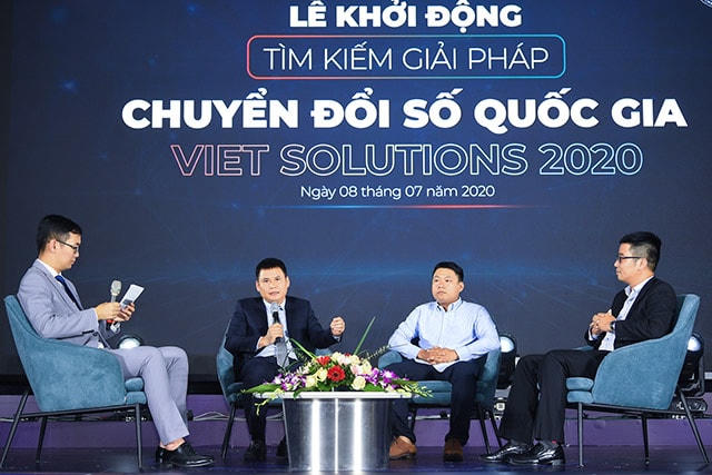 Sự kiện ra mắt Viet Solutions 2020.