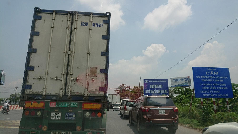 Xe quá tải đang hoạt động mạnh trở lại.