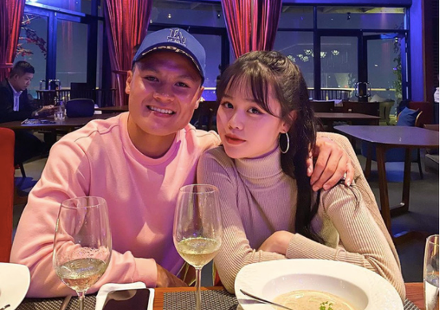 Quang Hải và bạn gái Huỳnh Anh