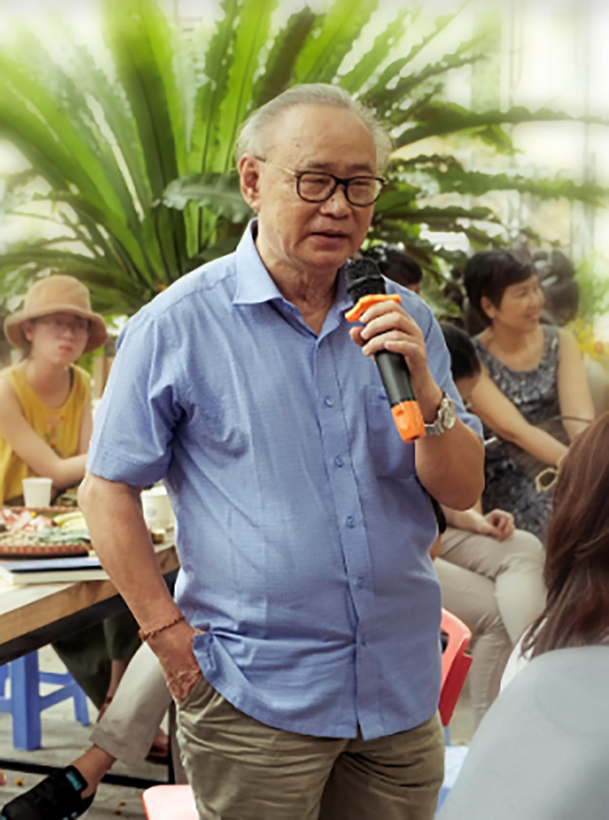 Nhà phê bình Ngô Thảo.