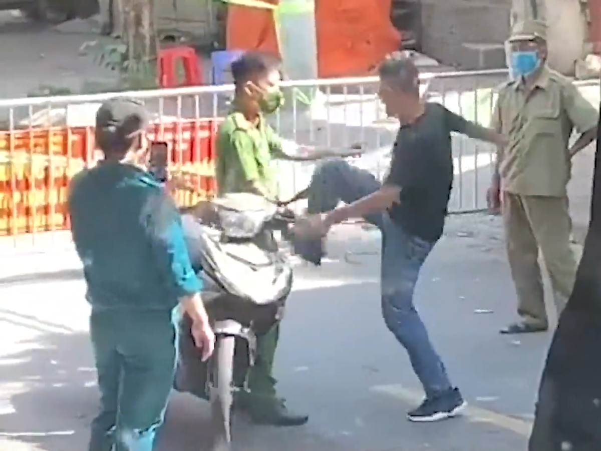 Chống người thi hành công vụ trong mùa dịch: Phạt nặng để răn đe