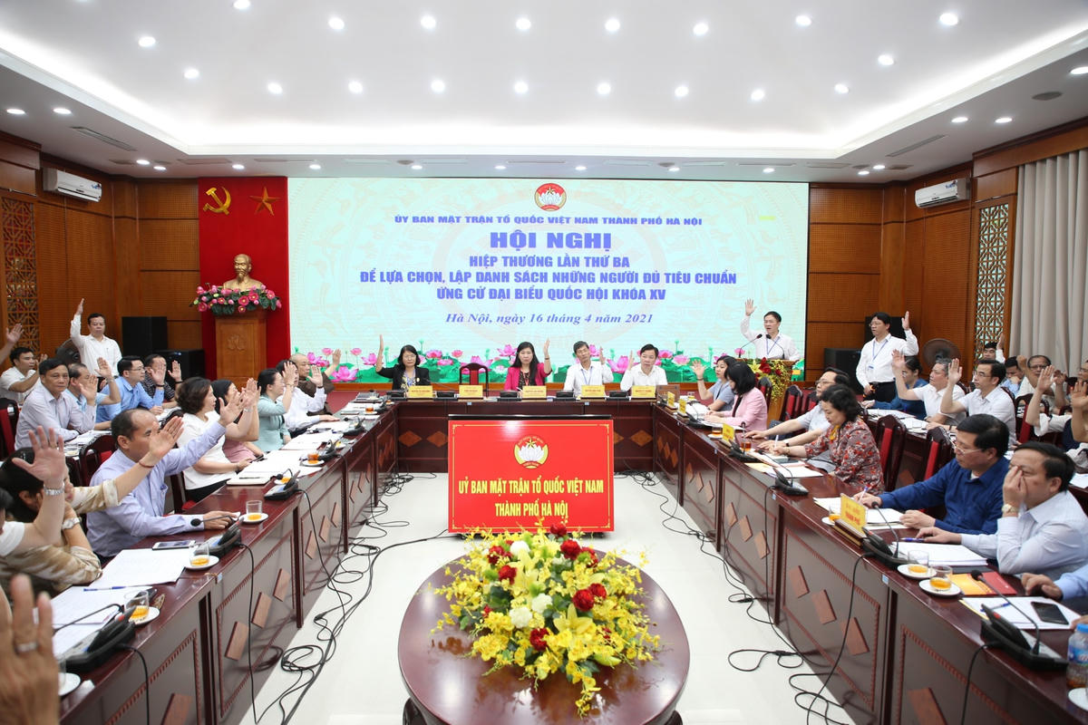 Quang cảnh hội  nghị hiệp thương.