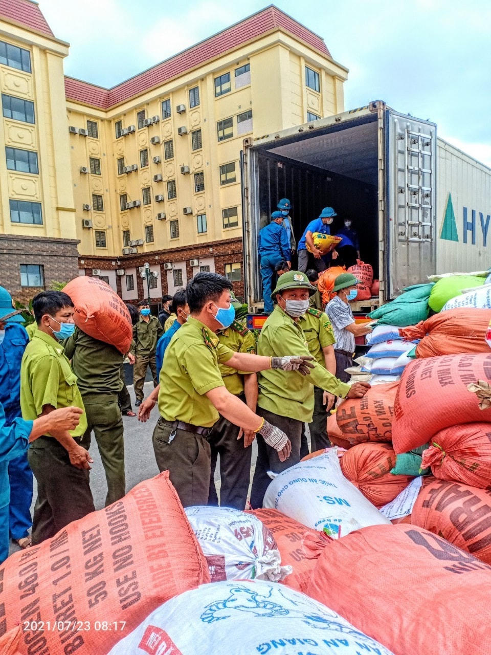 Hà Tĩnh: Huyện Kỳ Anh ủng hộ hơn 129 tấn lương thực, thực phẩm cho đồng bào miền Nam