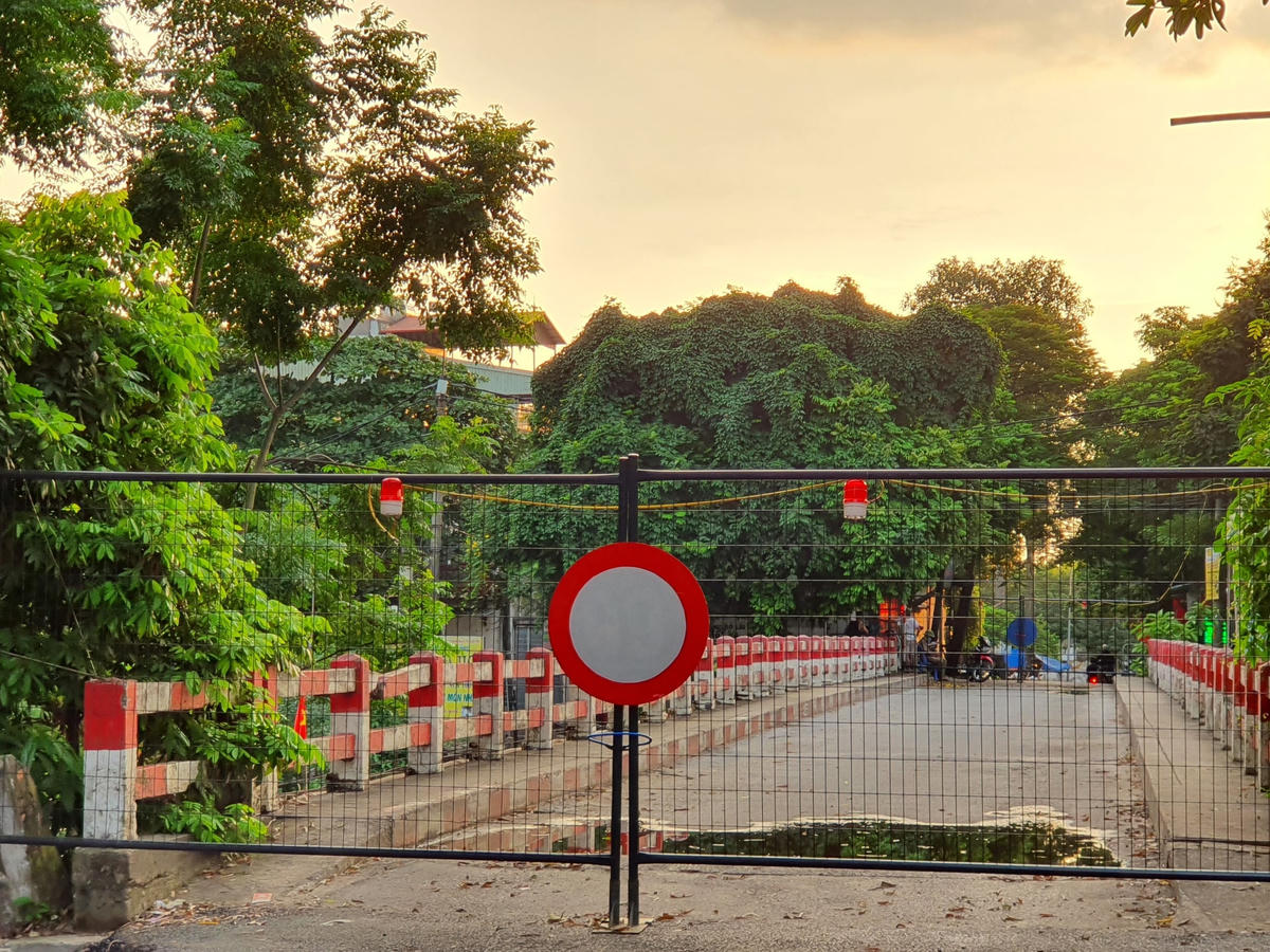 Sau khi hoàn thành, Sở Xây dựng sẽ bàn giao cho các địa phương quản lý. Người dân không di chuyển qua chốt cứng.