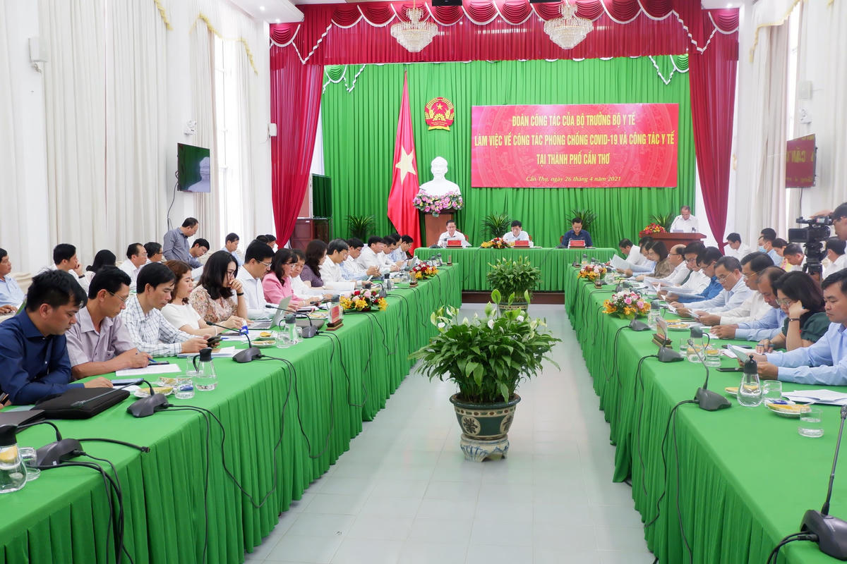 Toàn cảnh buổi làm việc