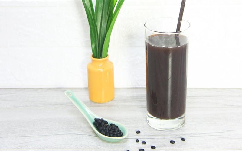 Cách làm nước đậu đen và gạo lứt thơm ngon, giảm cân