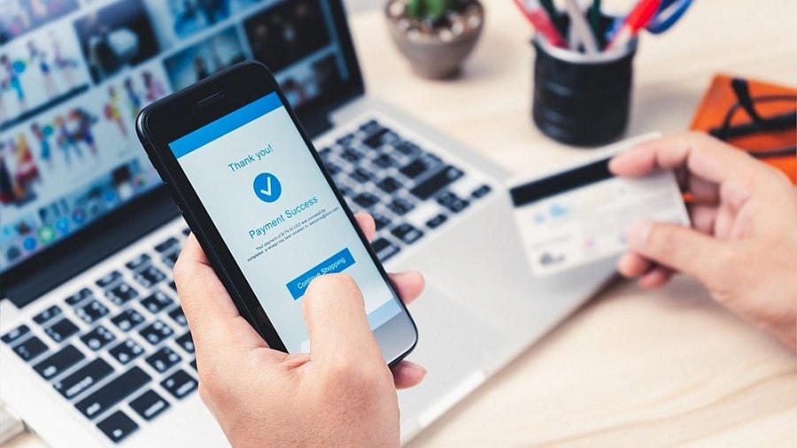 Người tiêu dùng cần cẩn trọng khi mua hàng online.