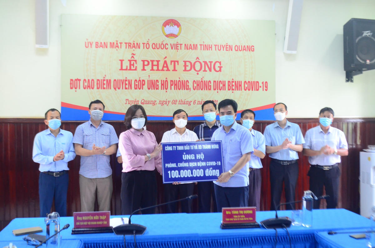 Tuyên Quang phát động đợt cao điểm quyên góp ủng hộ phòng, chống dịch