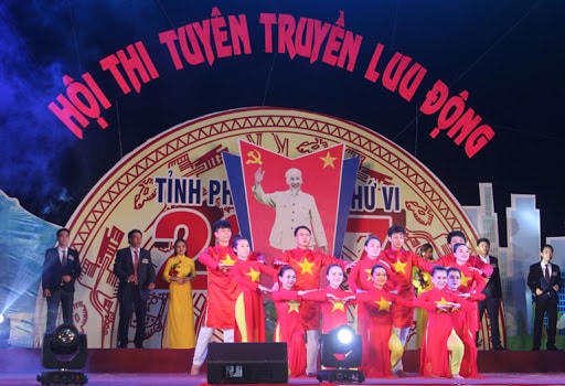 Vinh quang non sông Việt Nam