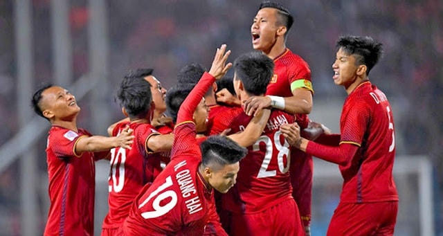 Nếu V-League chưa thể diễn ra trong tháng 8, đội tuyển Việt Nam sẽ được ưu tiên tập trung trước.