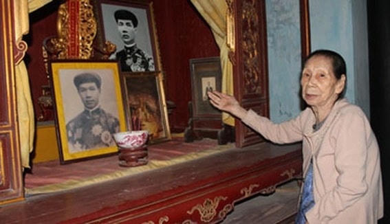 Bà Lê Thị Dinh, vị cung nữ cuối cùng của triều Nguyễn vừa mới qua đời ở tuổi 102. Ảnh: Trung Hiếu.