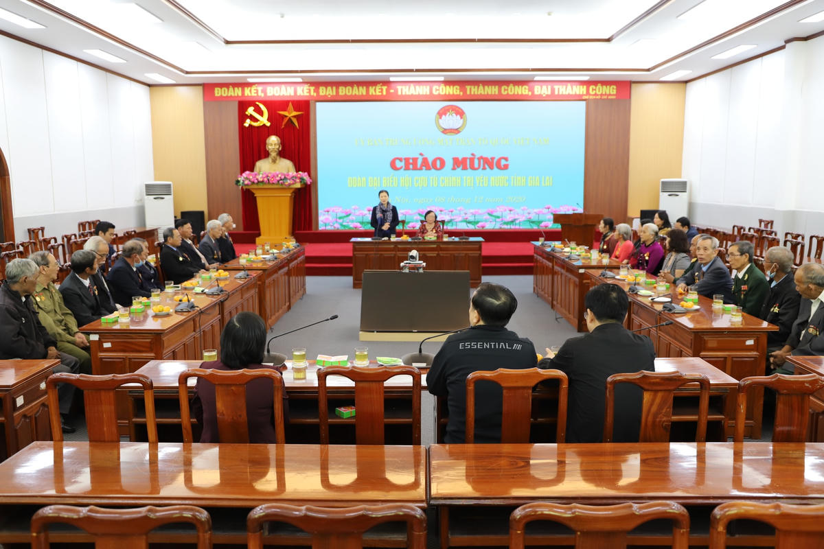 Quang cảnh buổi tiếp. 