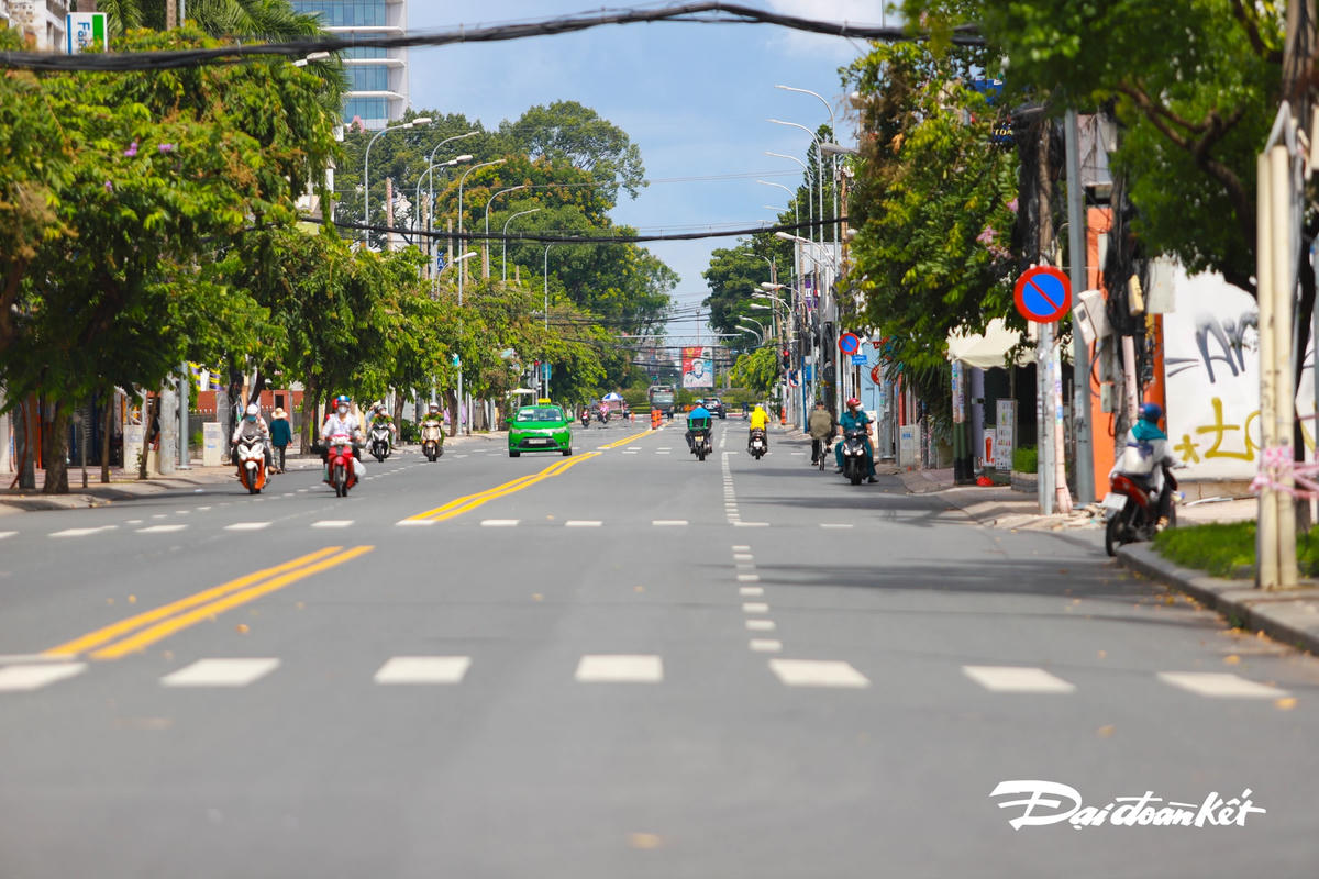 Đường Cách Mạng Tháng Tám, Quận 3.