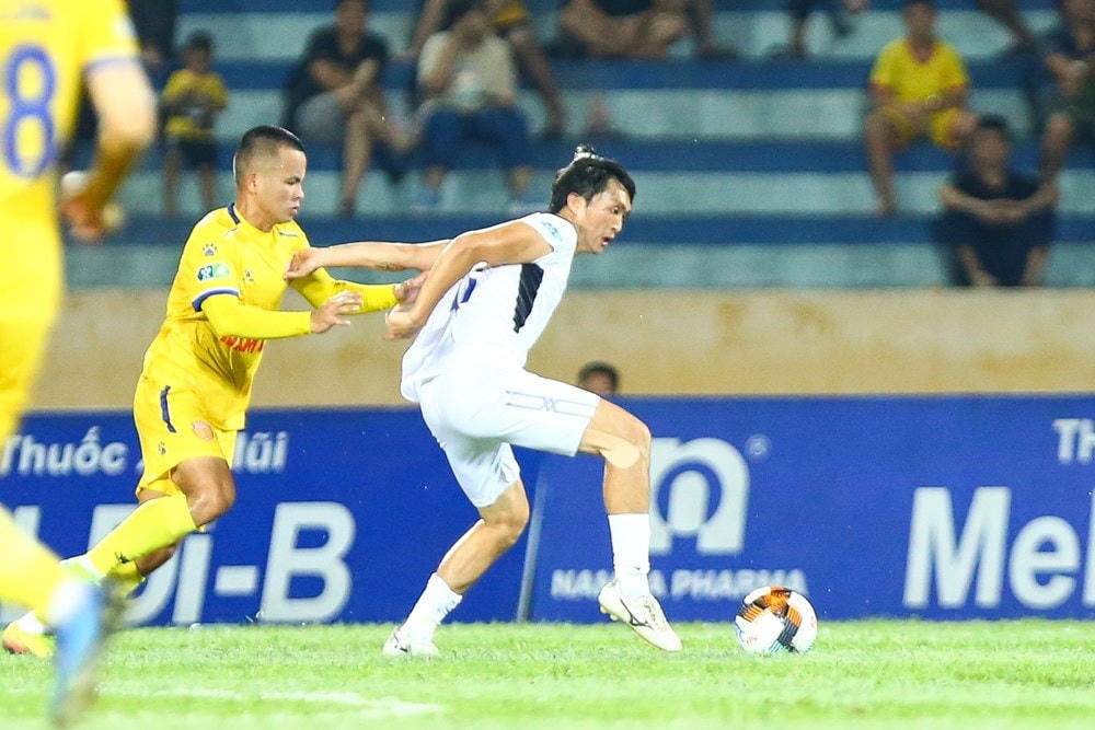 Tiền vệ Tuấn Anh đang ngày một chơi tốt ở cả câu lạc bộ Hoàng Anh Gia Lai và tuyển Việt Nam. (Ảnh: Nguyên An/Vietnam+).