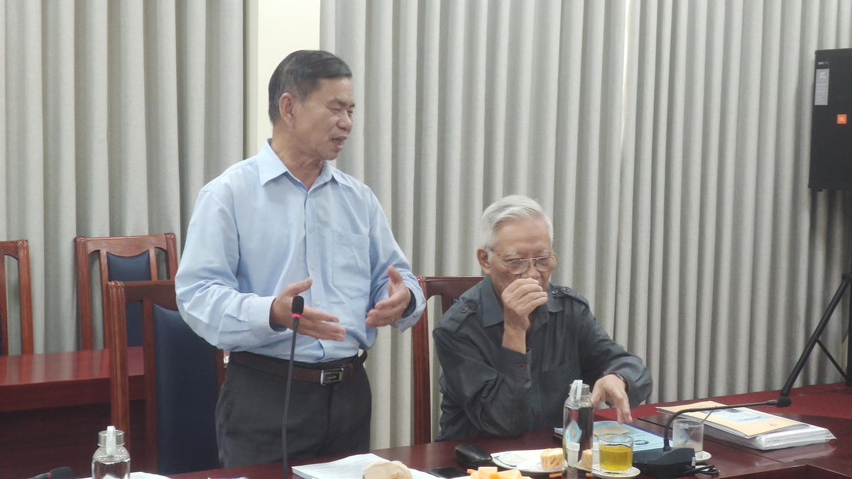 Các đại biểu tham gia trao đổi, thảo luận tại Tọa đàm “Xây dựng định hướng công tác nghiên cứu khoa học của cơ quan UBTƯ MTTQ Việt Nam giai đoạn 2021-2025”.