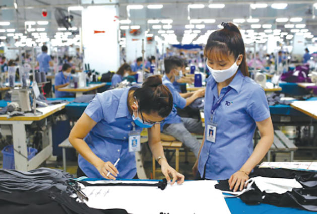 Việc làm thường xuyên, đó là nguyện vọng của người lao động trong dịch Covid-19.