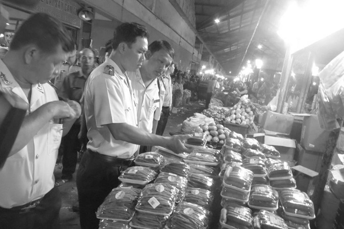 Cùng với sự kiểm tra, giám sát của các ngànhchức năng, thì vai trò của cộng tác viên ATVSTP vô cùng quan trọng.