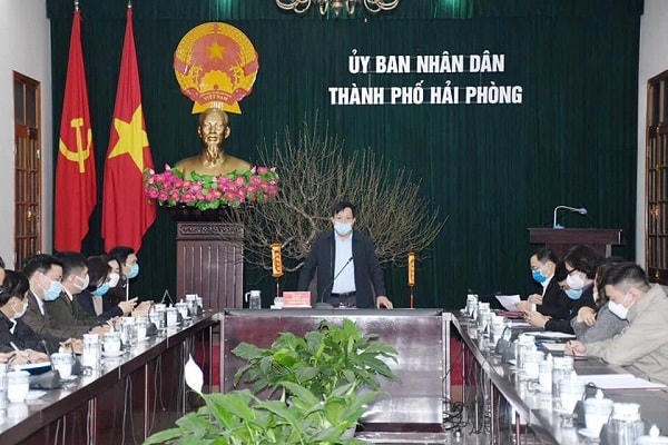 Quang cảnh cuộc họp.