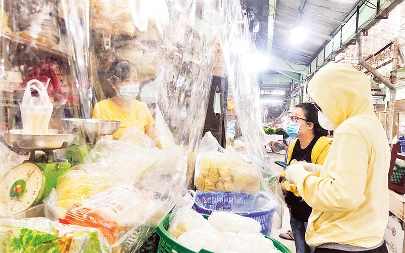 Cần lưu ý khi đi chợ, siêu thị để tránh bị lây nhiễm Covid-19: Chọn thời điểm  đi chợ; thực hiện đủ 5k, đặt hàng trước khi đi...