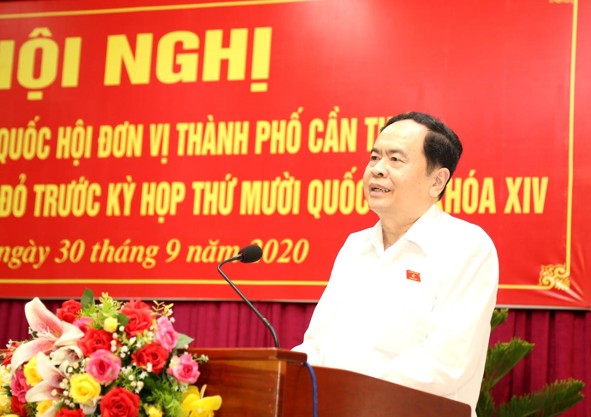Chủ tịch Trần Thanh Mẫn trả lời ý kiến cử tri.