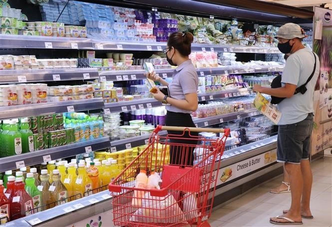 Các doanh nghiệp cần có trách nhiệm hơn nữa với người tiêu dùng.
