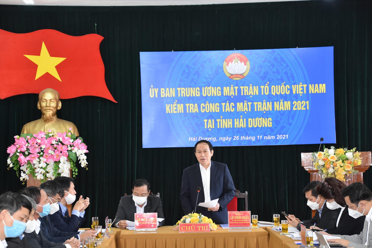 Phó Chủ tịch - Tổng Thư ký Lê Tiến Châu phát biểu tại cuộc kiểm tra công tác Mặt trận năm 2021 tại tỉnh Hải Dương.