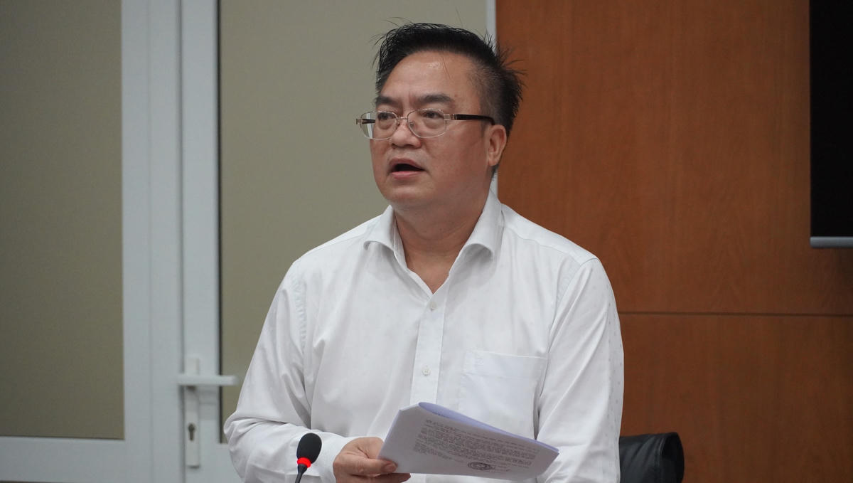 Ông Hoàng Vũ Thảnh, Chủ tịch UBND TP. Vũng Tàu báo cáo các diễn biến mới về dịch Covid-19 trên địa bàn TP. Vũng Tàu