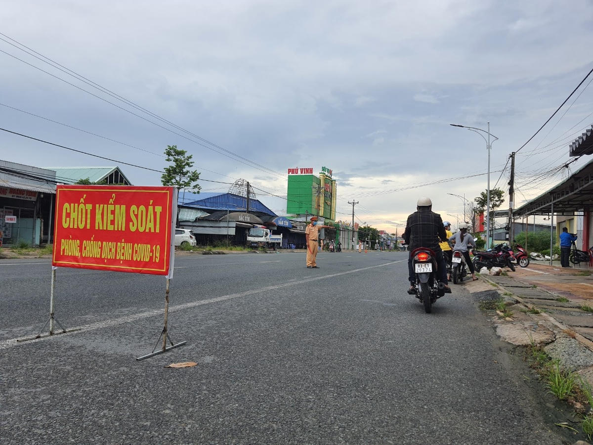 Bạc Liêu kiểm soát chặt xe ra vào tỉnh, tránh lây nhiễm trong cộng đồng. 
