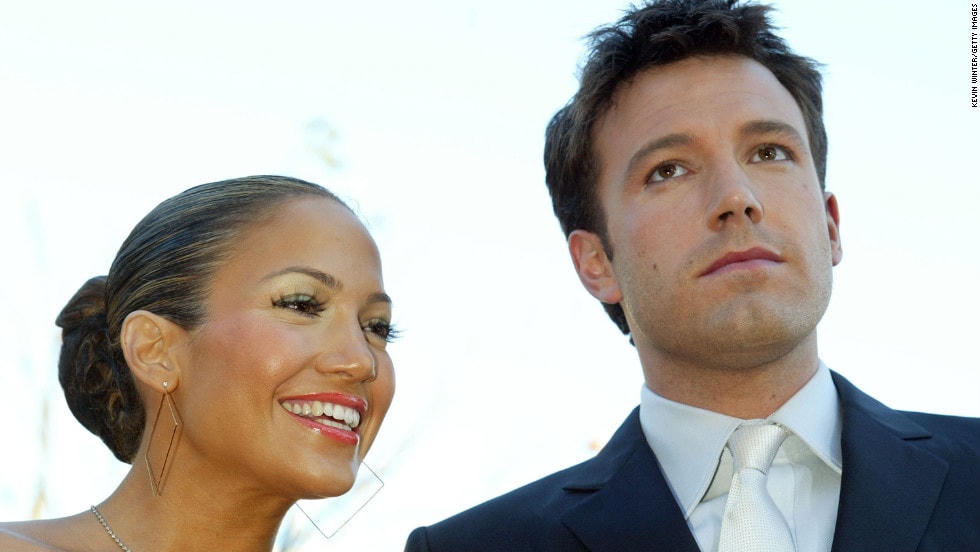 Tình sử ‘một vòng trái đất’ dài 21 năm của Jennifer Lopez và Ben Affleck