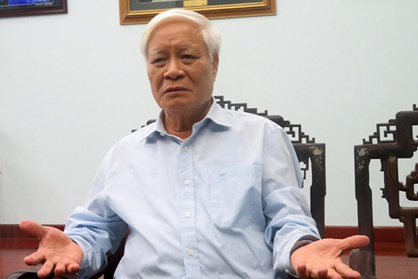 TS Nguyễn Viết Chức.