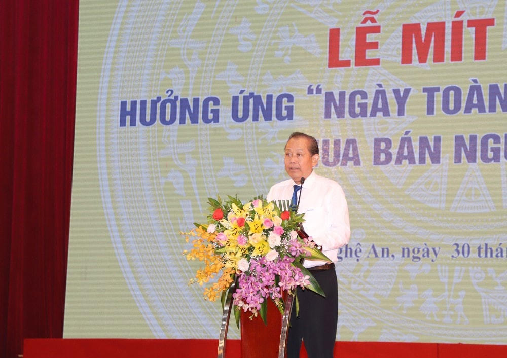 Phó Thủ tướng Thường trực Chính phủ Trương Hòa Bình phát biểu tại buổi Lễ mít tinh.