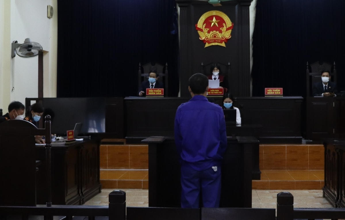 Bị cáo Hùng bị tuyên phạt 5 năm tù vì tội cố ý gây thương tích.