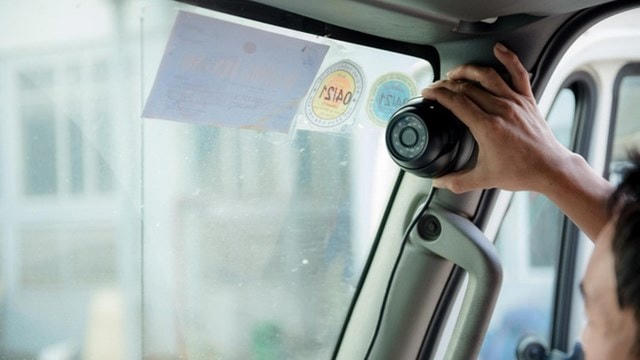 Chỉ còn gần nửa tháng, xe kinh doanh vận tải đến hạn chót lắp đặt camera giám sát. Ảnh minh họa