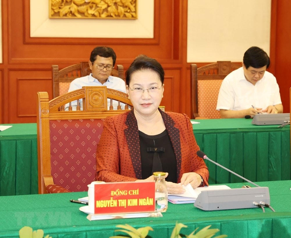 Ủy viên Bộ Chính trị, Chủ tịch Quốc hội Nguyễn Thị Kim Ngân phát biểu tại cuộc họp Tiểu ban Văn kiện Đại hội XIII của Đảng. Ảnh: TTXVN).