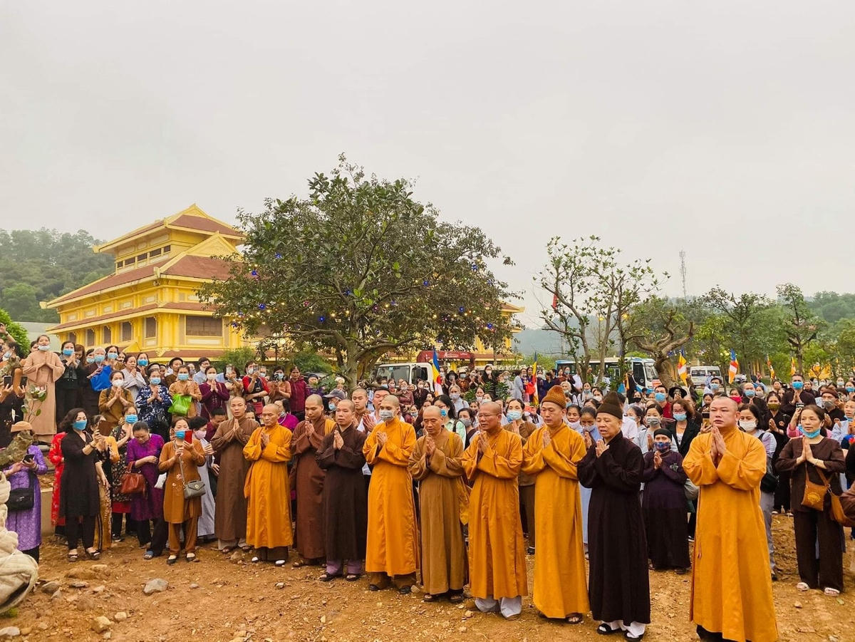 Các đại biểu tham dự chương trình.