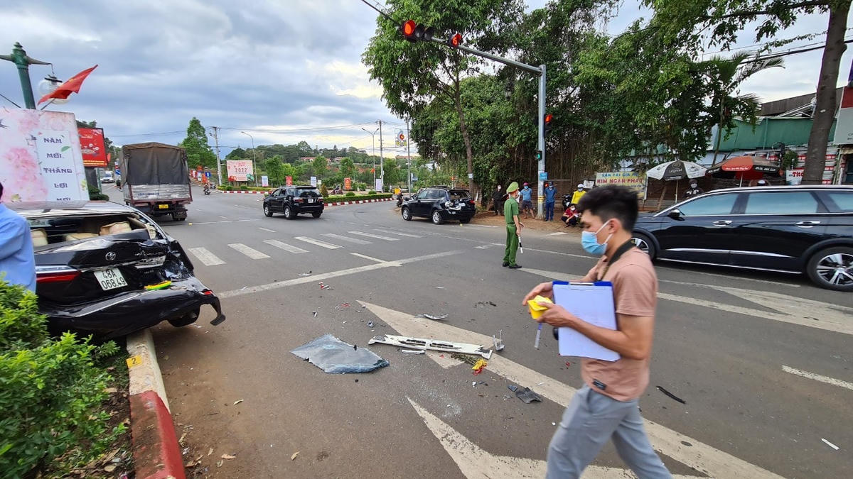 Hiện trường vụ tai nạn ở TP Gia Nghĩa.