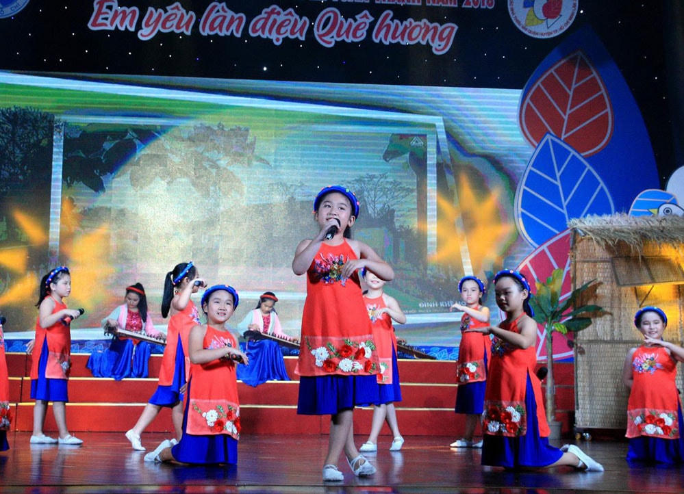 Sáng tác ca khúc dành cho thiếu nhi