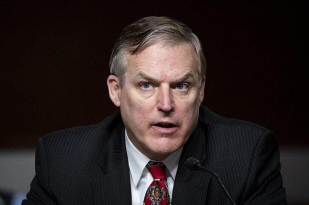 Quyền Thứ trưởng Quốc phòng Mỹ phụ trách chính sách James Anderson. Nguồn: Bloomberg.  